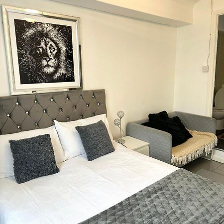 "Bright & Spacious" 3 Bedroom Flat By Kings Cross, St Pancras Station!!!!64 Londres Exterior foto