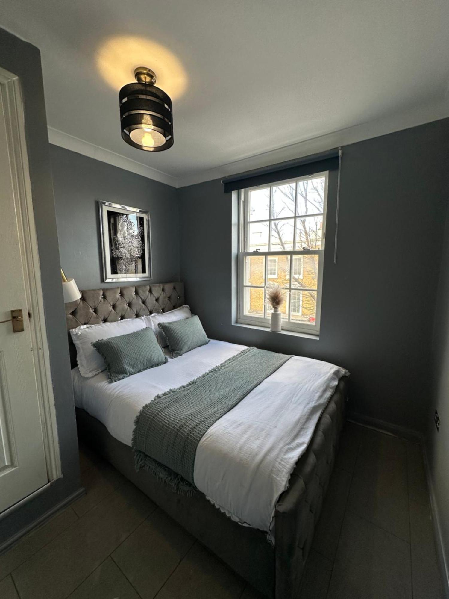 "Bright & Spacious" 3 Bedroom Flat By Kings Cross, St Pancras Station!!!!64 Londres Exterior foto