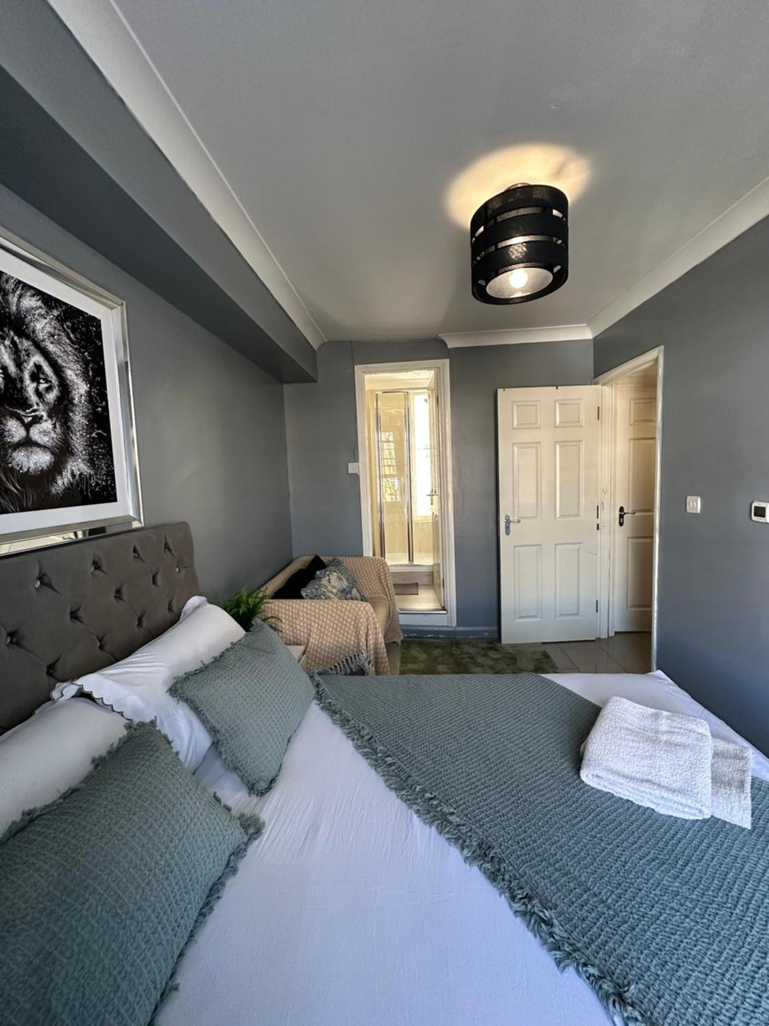 "Bright & Spacious" 3 Bedroom Flat By Kings Cross, St Pancras Station!!!!64 Londres Exterior foto