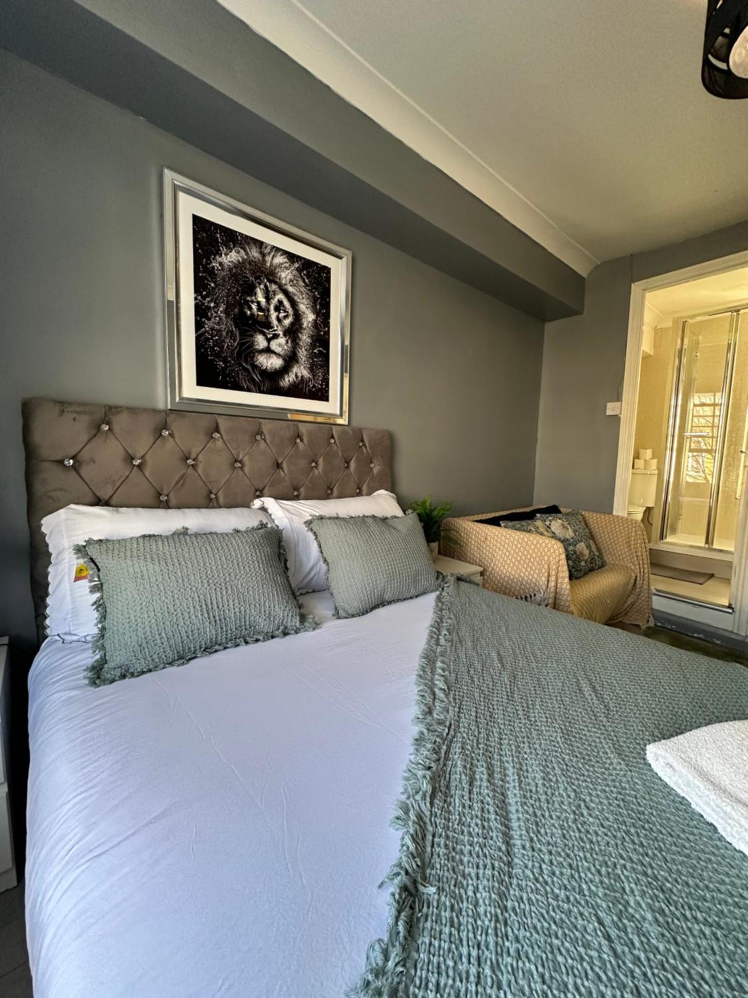 "Bright & Spacious" 3 Bedroom Flat By Kings Cross, St Pancras Station!!!!64 Londres Exterior foto