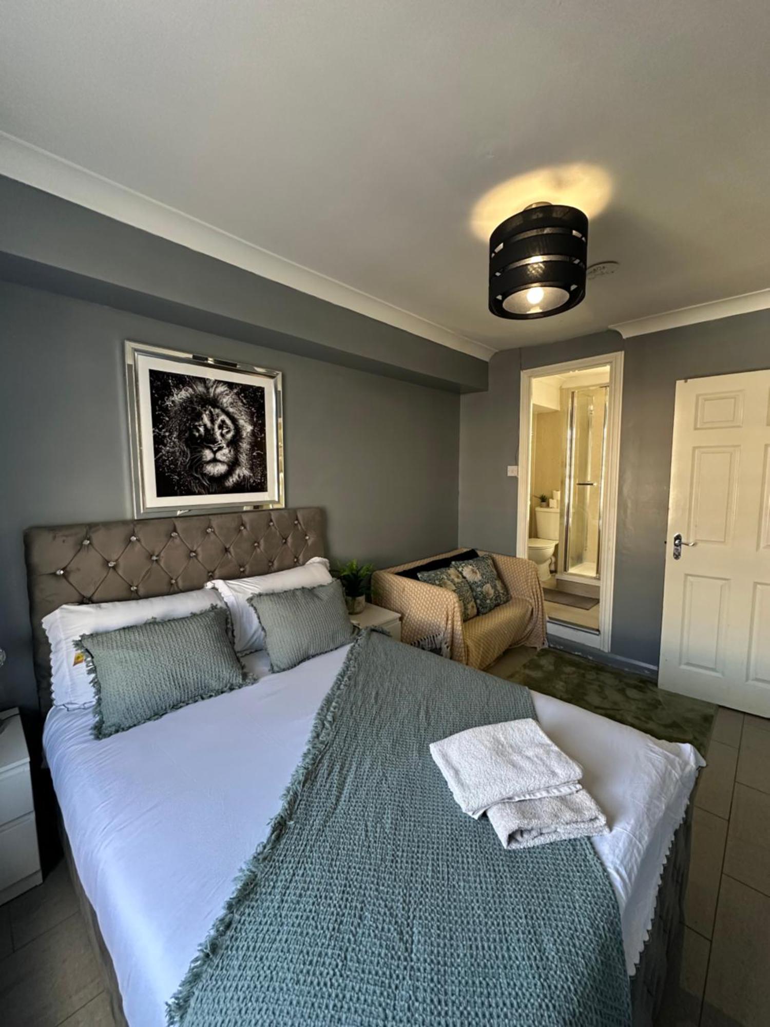 "Bright & Spacious" 3 Bedroom Flat By Kings Cross, St Pancras Station!!!!64 Londres Exterior foto