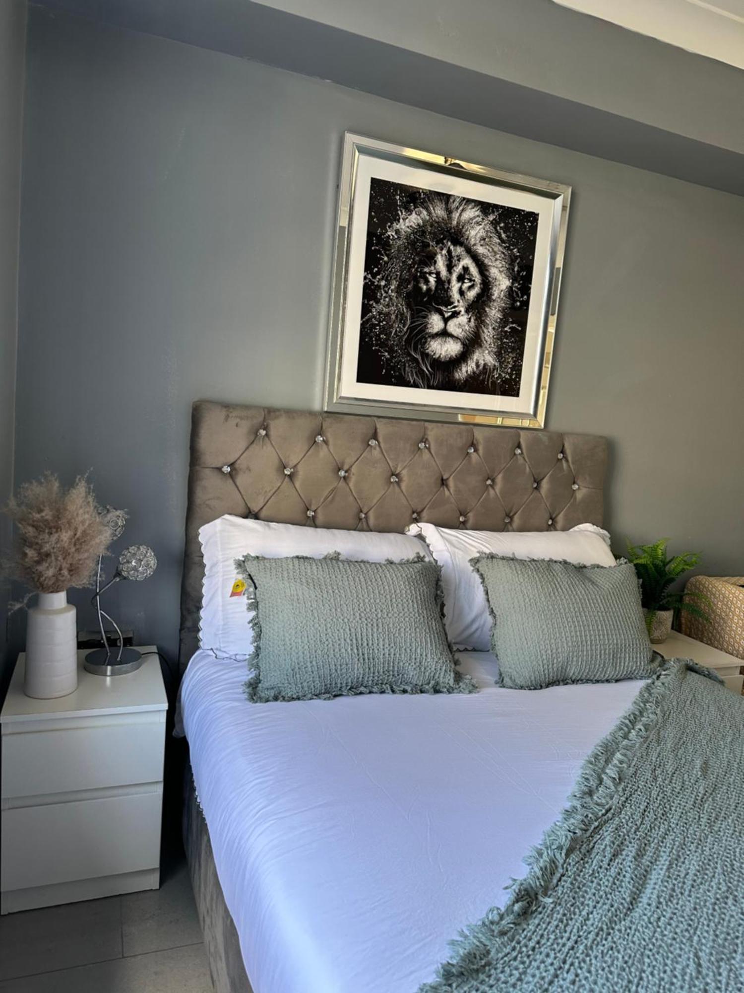 "Bright & Spacious" 3 Bedroom Flat By Kings Cross, St Pancras Station!!!!64 Londres Exterior foto